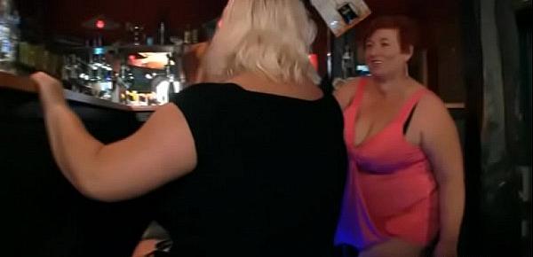  Three bbw have fun in the fat bar